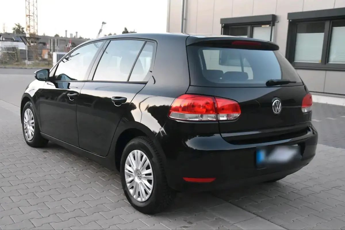 Gebraucht VW Golf VI 80 PS (58 kW) 2010 Schwarz Limousine