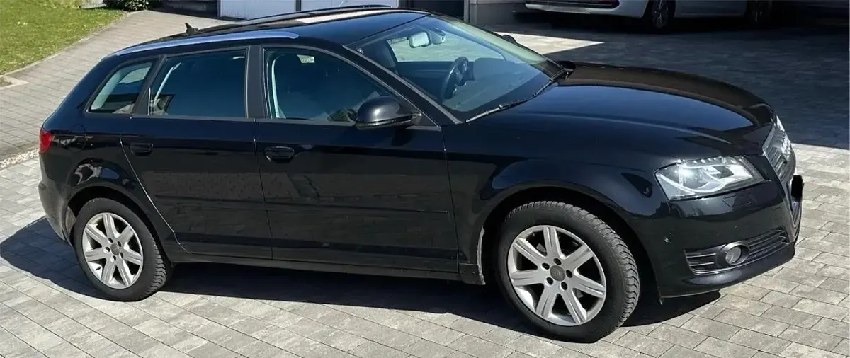 Używany Audi A3 105 KM (77 kW) 2009 Czarny Hatchback
