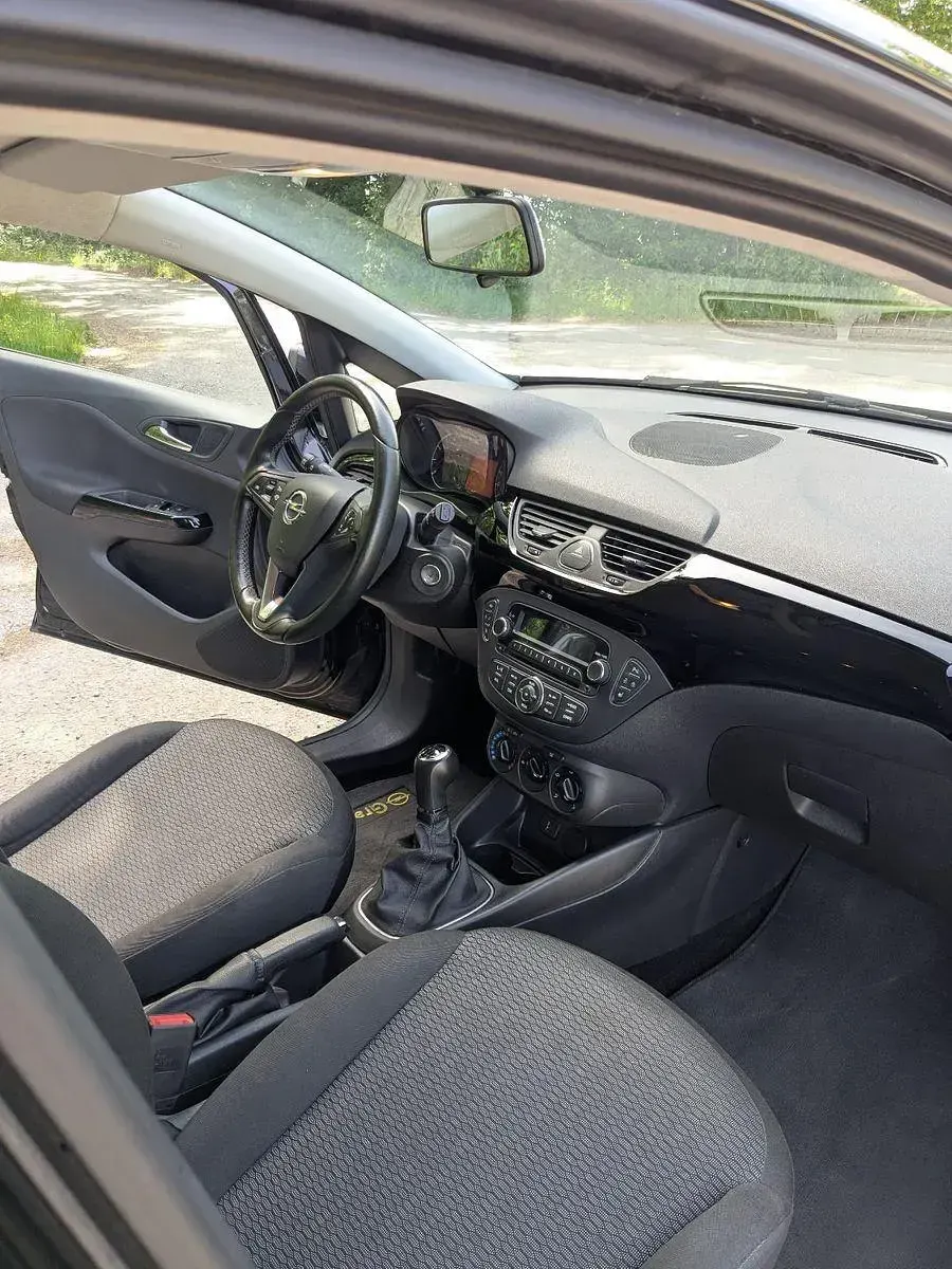 Gebraucht Opel Corsa 101 PS (74 kW) 2017 Schwarz Kleinwagen