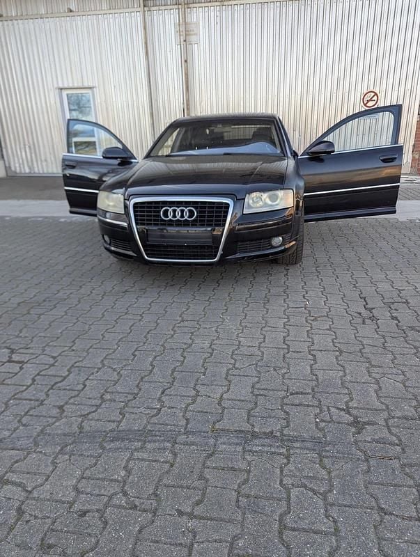 Second-hand Audi A8 290 CP (213 kW) 2004 Negru Berlinǎ