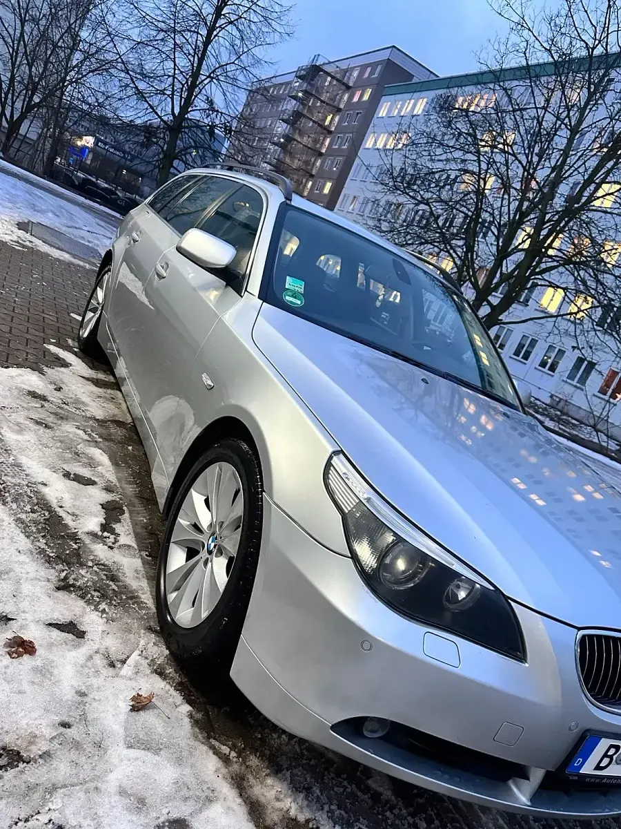 Second-hand BMW 525 2007 Argintiu Break