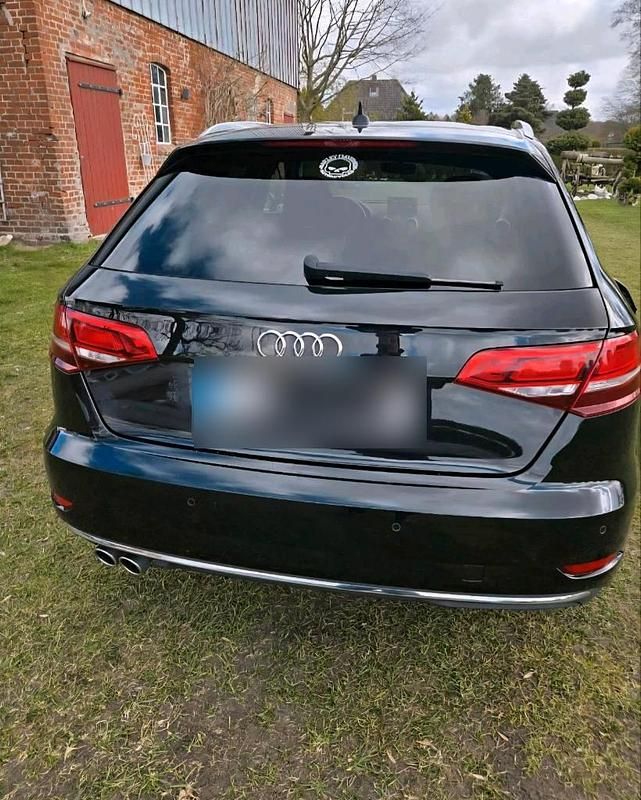 Second-hand Audi A3 150 CP (110 kW) 2019 Negru Berlinǎ
