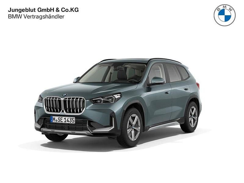 Gruen Gebraucht 2024 BMW X1 xLine SUV | 39.960 € (Fairer Preis) - Bild 1/4