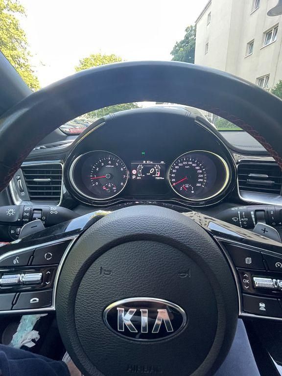 Grau Gebraucht 2019 Kia ProCeed Kleinwagen | 20.800 € (Fairer Preis) - Bild 1/4