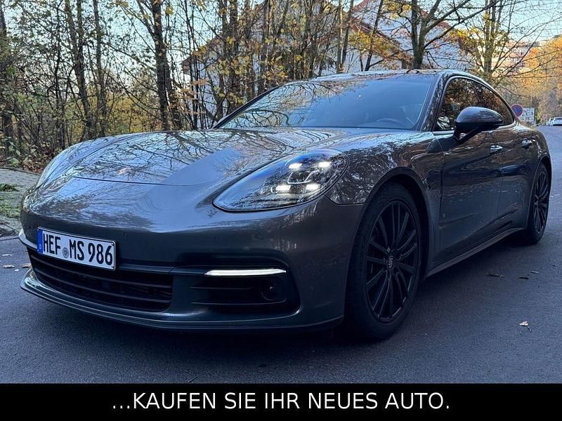 Grau Gebraucht 2017 Porsche Panamera 4 Limousine | 44.990 € (Fairer Preis) - Bild 1/4