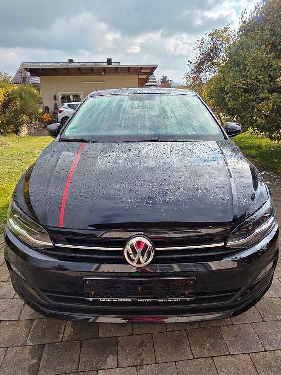 Schwarz Gebraucht 2019 VW Polo Beats Limousine | 13.850 € (Fairer Preis) - Bild 1/4