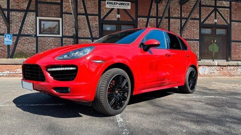 Rot Gebraucht 2012 Porsche Cayenne GTS SUV | 27.500 € (Superpreis) - Bild 1/4