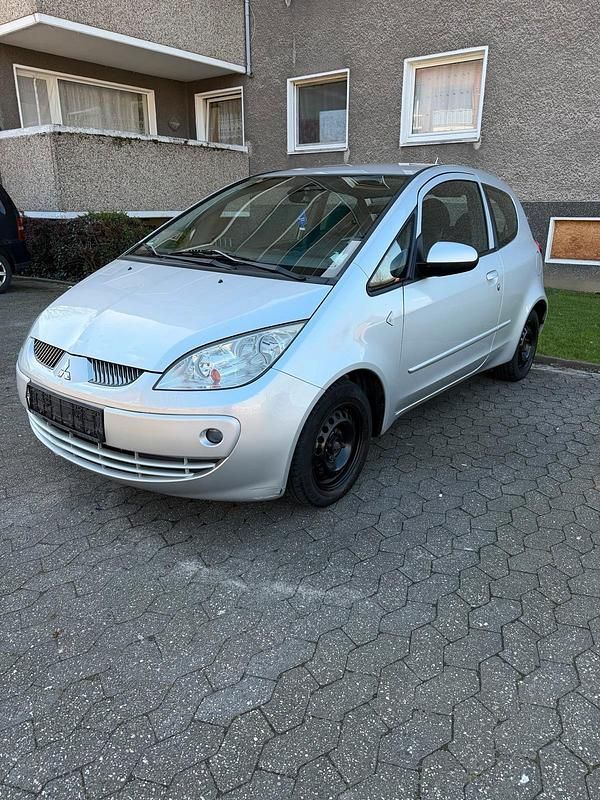 Gebraucht Mitsubishi Colt 75 PS (55 kW) 2007 Silber Kleinwagen