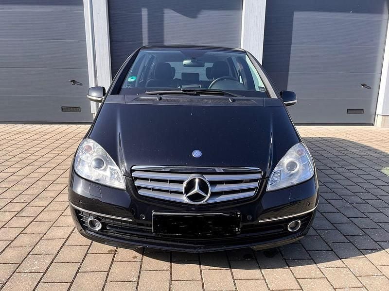 Gebraucht Mercedes A200 Elegance 136 PS (100 kW) 2009 Schwarz Limousine