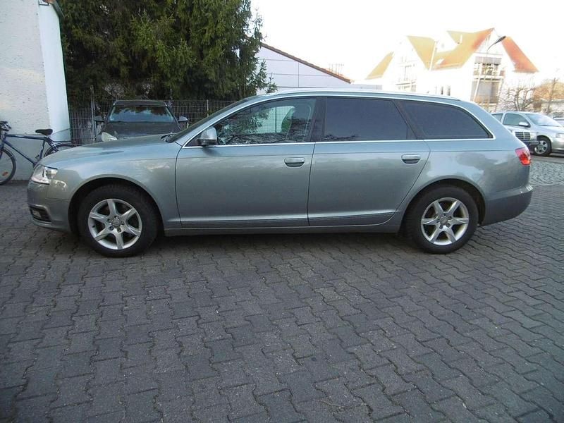 Gebraucht Audi A6 Advanced 170 PS (125 kW) 2011 Grau Kombi