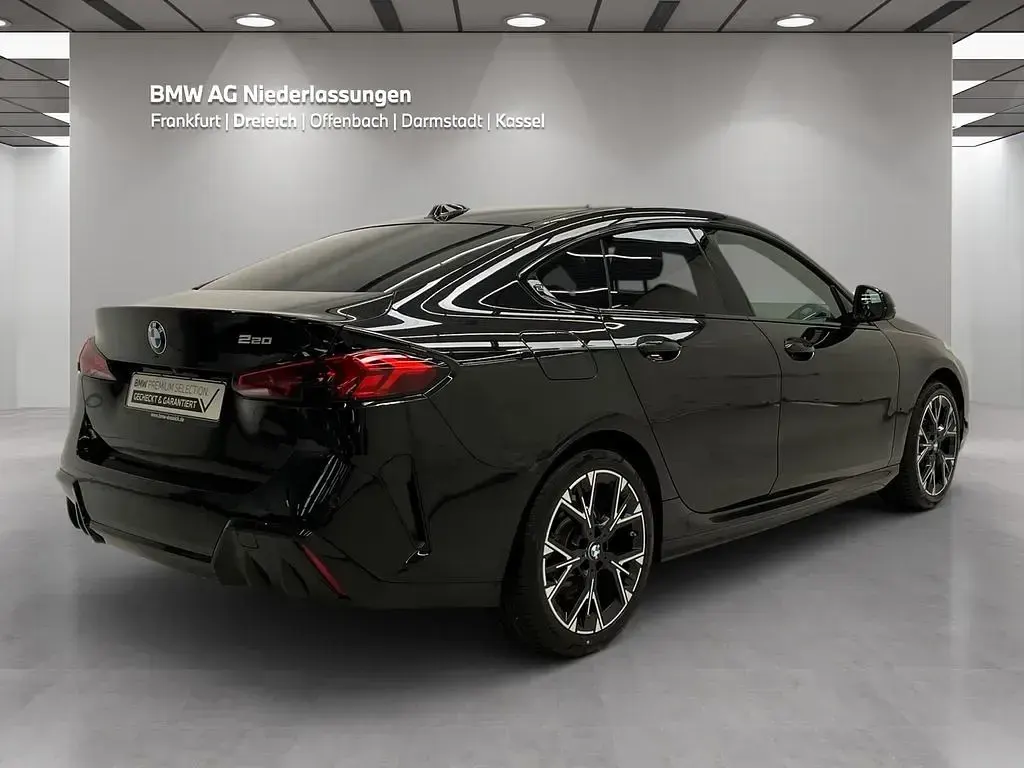 Gebraucht BMW 220 Shadowline 156 PS (114 kW) 2025 Schwarz Coupé