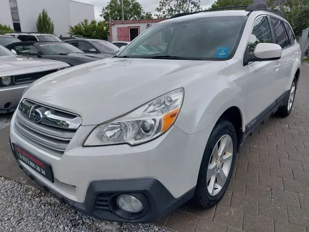 Gebraucht Subaru Outback 173 PS (127 kW) 2013 Weiß Kombi