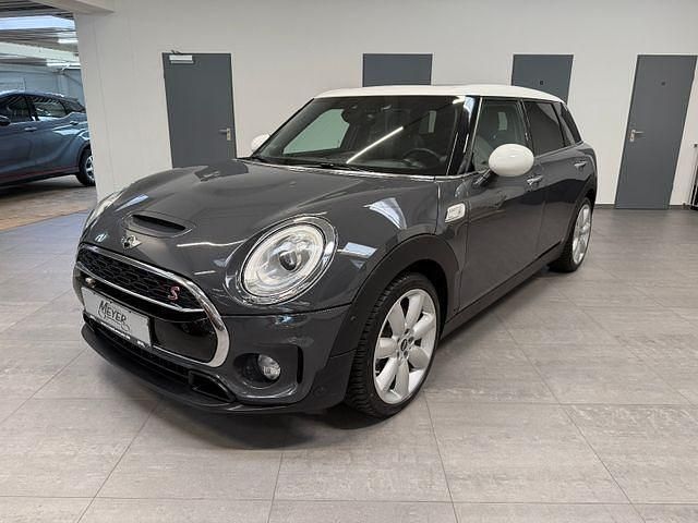 Grau Gebraucht 2017 Mini Cooper Clubman Kombi | 15.950 € (Fairer Preis) - Bild 1/3