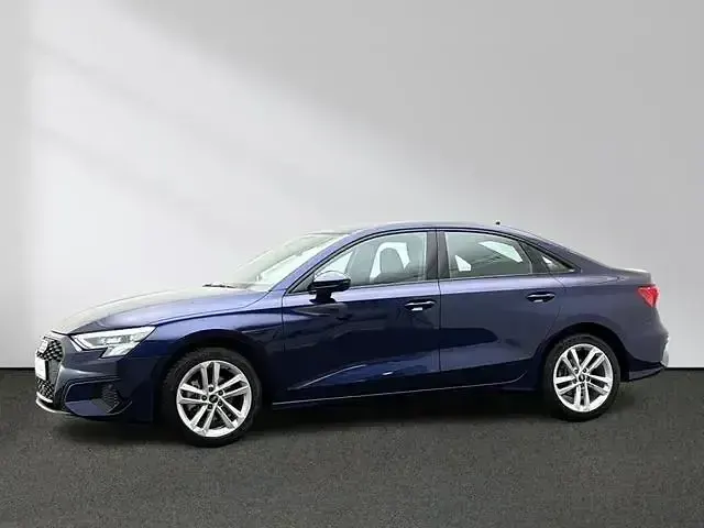Second-hand Audi A3 Advanced Plus 150 CP (110 kW) 2022 Albastru Berlinǎ