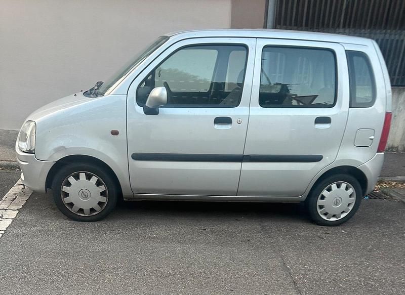 Silber Gebraucht 2002 Opel Agila Kleinwagen | 800 € (Guter Preis) - Bild 1/2
