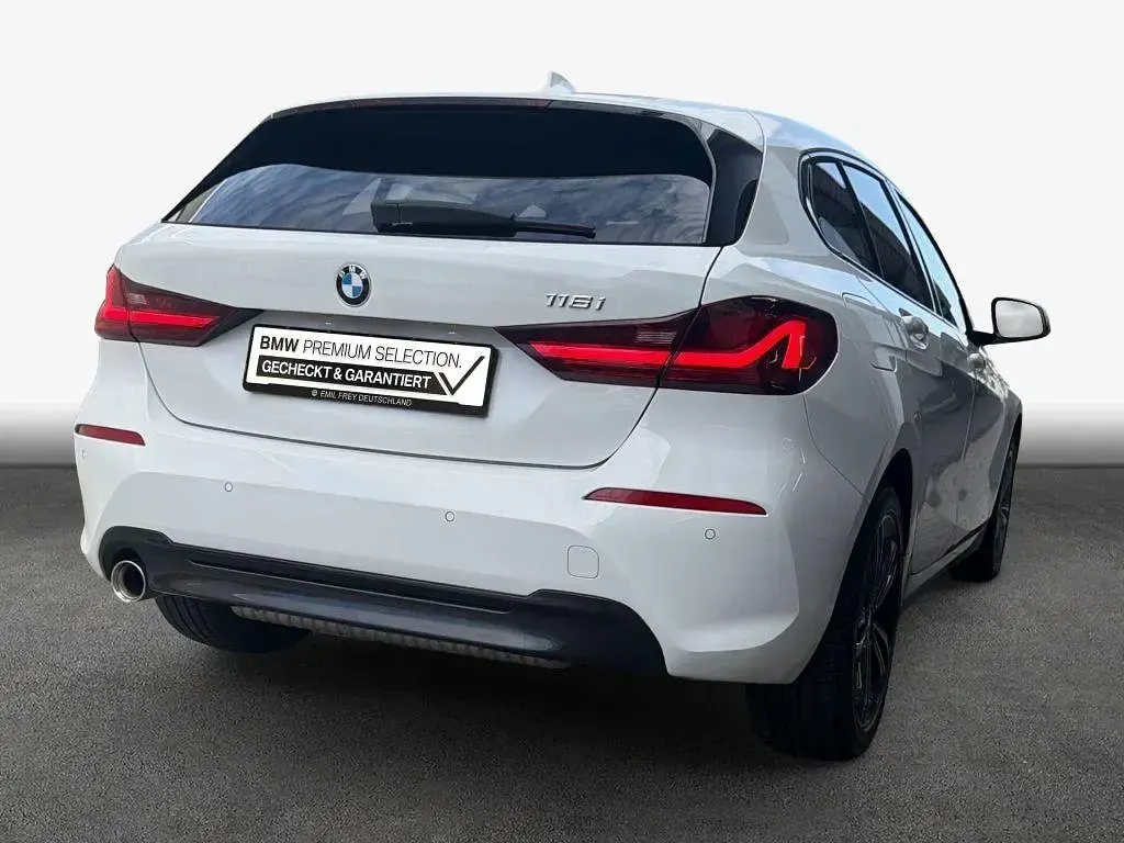 Gebraucht BMW 116 Sport Line 109 PS (80 kW) 2024 Alpinweiß Kleinwagen