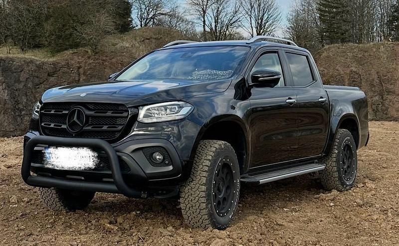 Gebraucht Mercedes X250 Progressive 190 PS (139 kW) 2019 Schwarz Abholung