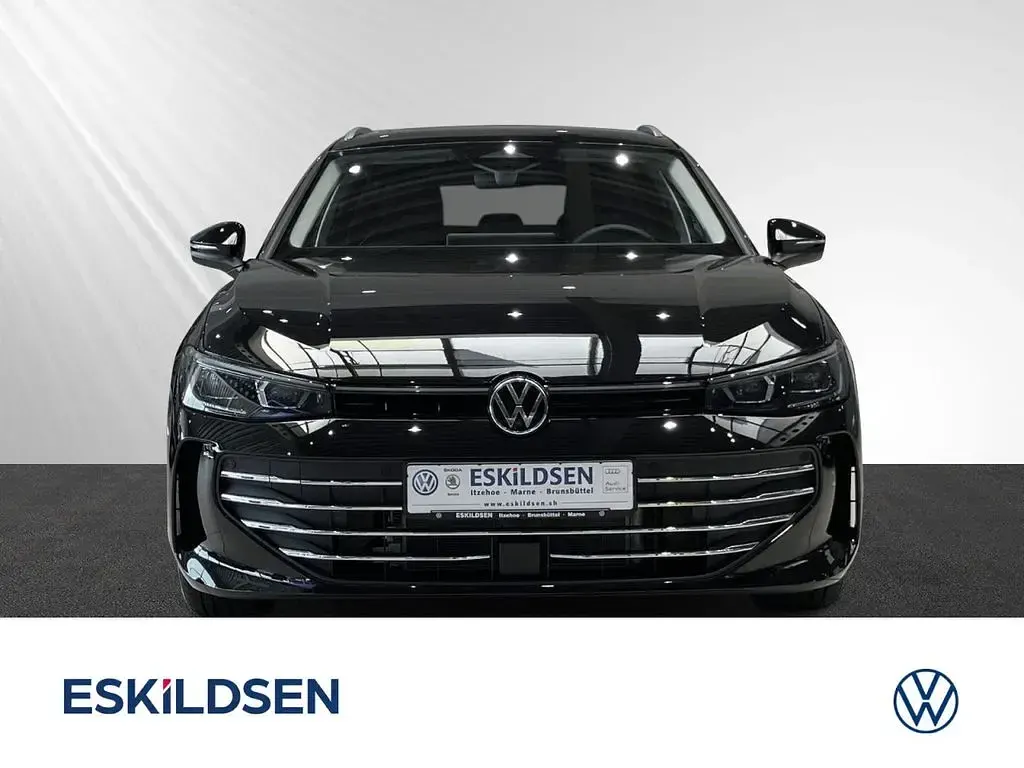 Neu VW Passat Business 150 PS (110 kW) 2026 Schwarz Kombi
