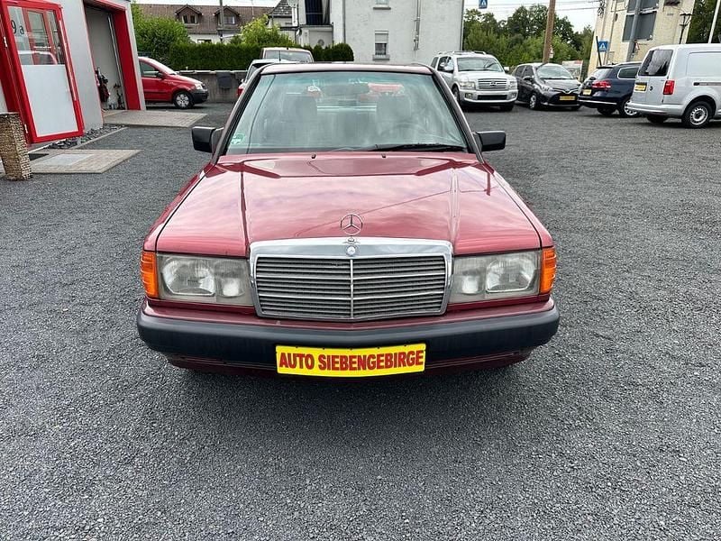 Gebraucht 1993 Mercedes 190 Limousine | 4.499 € - Bild 1/4