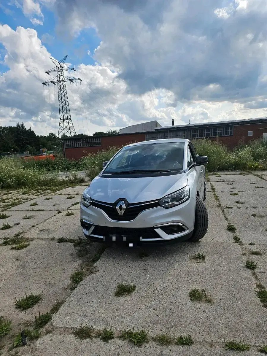 Gebraucht Renault Scenic E-Tech 120 PS (88 kW) 2021 Silber SUV