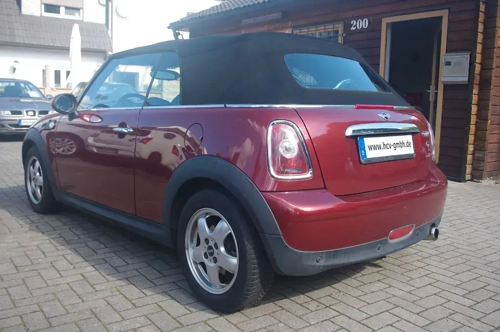 Gebraucht Mini Cooper Cabriolet 120 PS (88 kW) 2009 Rot Cabrio