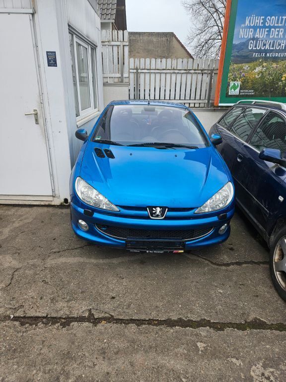 Blau Gebraucht 2005 Peugeot 206 CC Platinum Cabrio | 1.100 € (Fairer Preis) - Bild 1/4