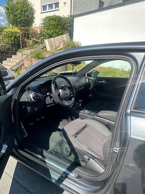Gebraucht Audi A3 Attraction 150 PS (110 kW) 2013 Grau Limousine