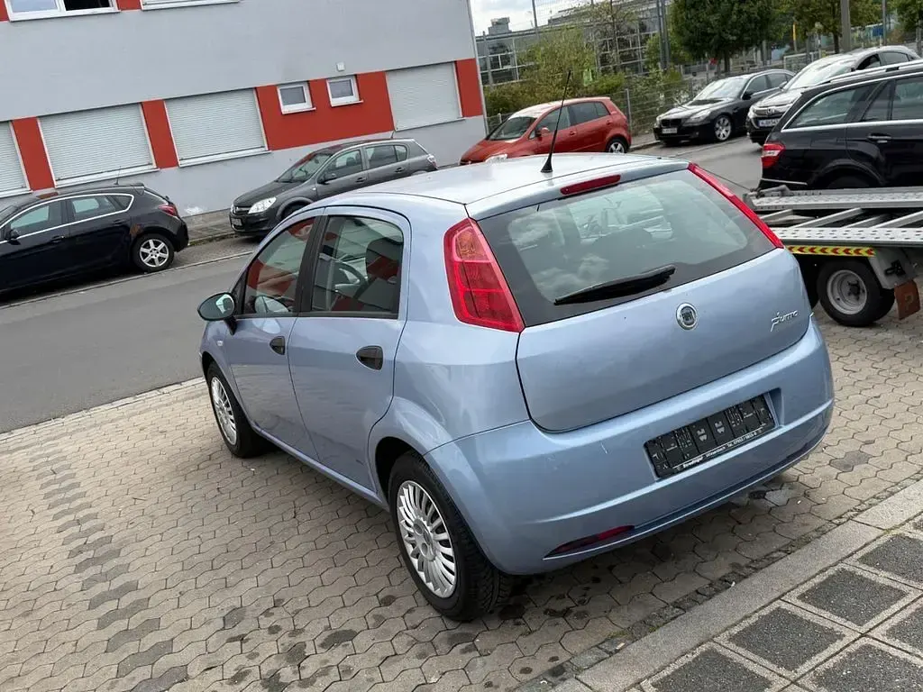 Gebraucht Fiat Punto 77 PS (56 kW) 2006 Blau Kleinwagen