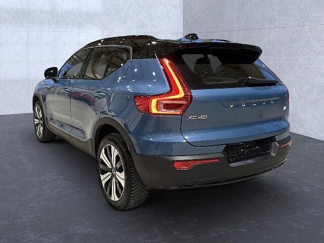 Gebraucht Volvo XC40 Core 169 kW (231 PS) 2022 Fjord blue / (metallic) SUV