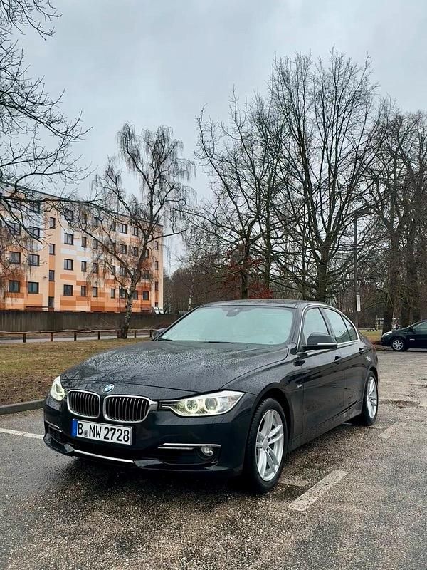 Gebraucht BMW 328 245 PS (180 kW) 2013 Schwarz Limousine