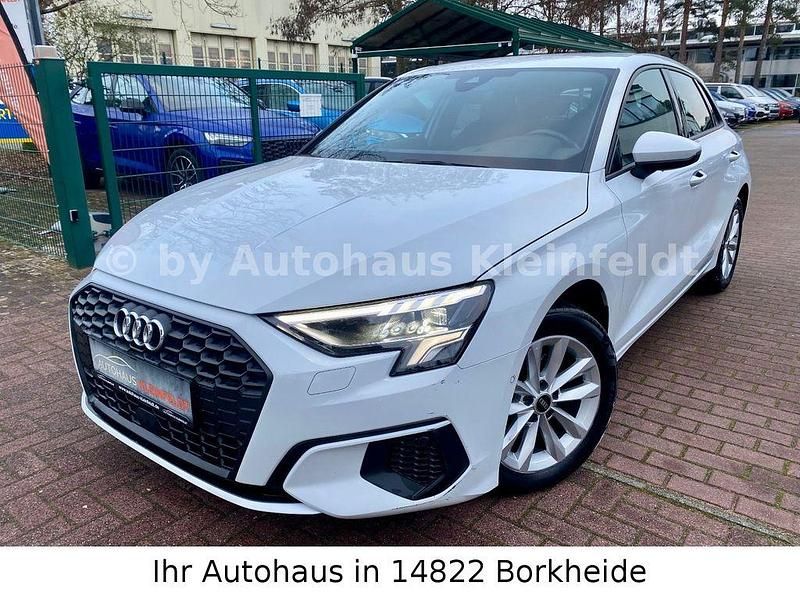 Gebraucht Audi A3 Sport 150 PS (110 kW) 2022 Weiß Limousine