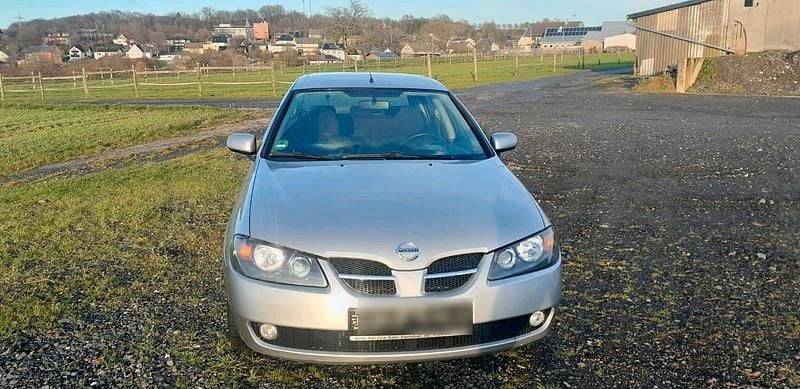 Silber Gebraucht 2006 Nissan Almera Limousine | 2.990 € - Bild 1/4