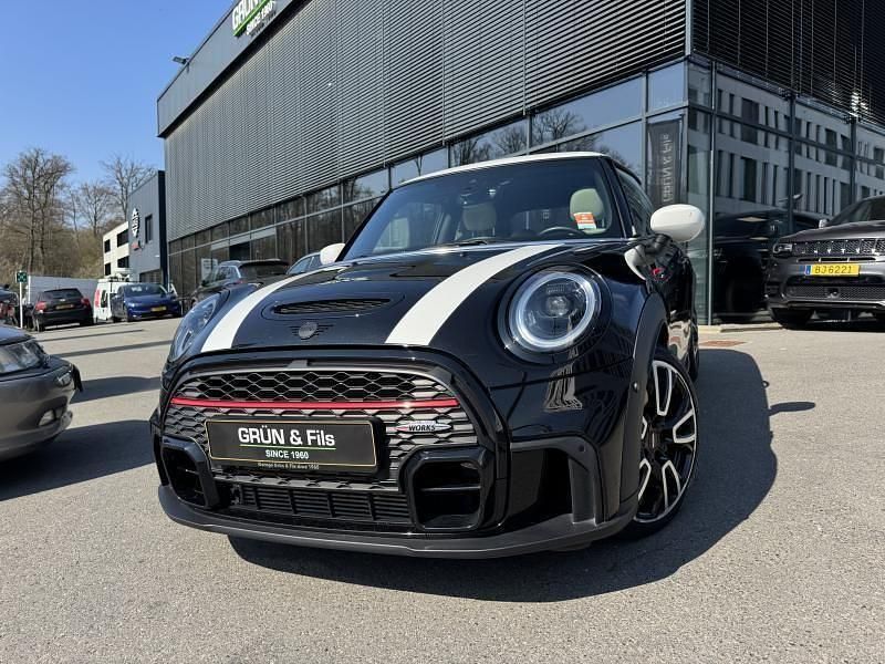 Gebraucht Mini John Cooper Works 231 PS (169 kW) 2021 Schwarz Kleinwagen