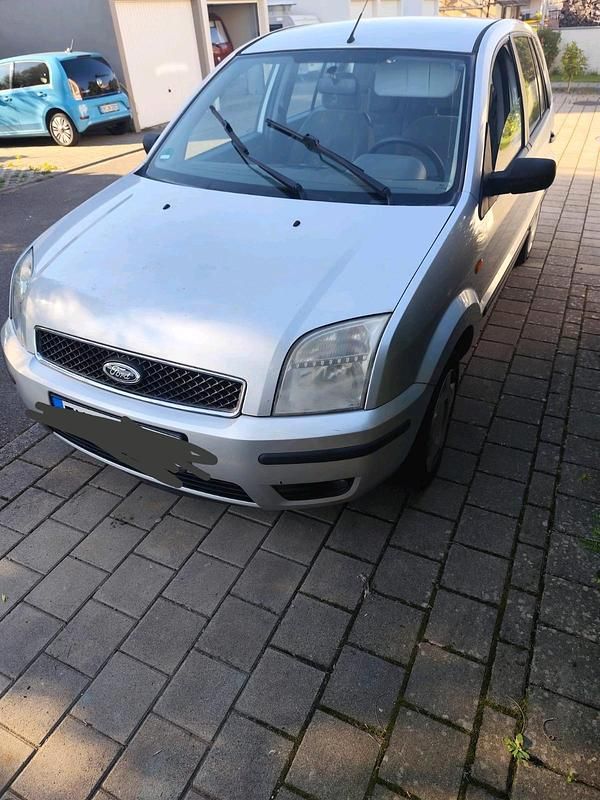 Silber Gebraucht 2003 Ford Fusion Kleinwagen | 800 € (Guter Preis) - Bild 1/3
