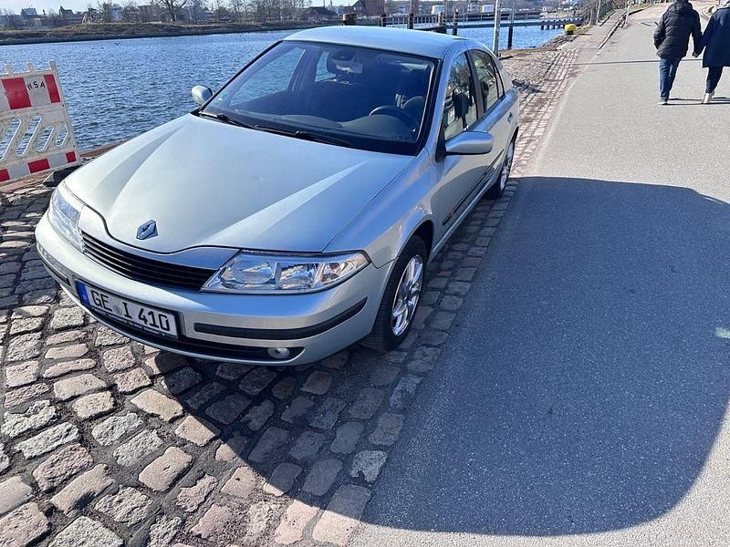 Gebraucht Renault Laguna II 120 PS (88 kW) 2004 Grau Limousine