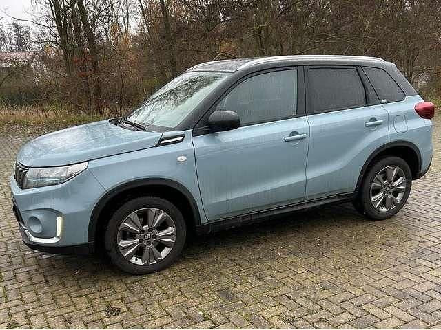 Gold Gebraucht 2022 Suzuki Vitara Comfort SUV | 17.500 € (Guter Preis) - Bild 1/4