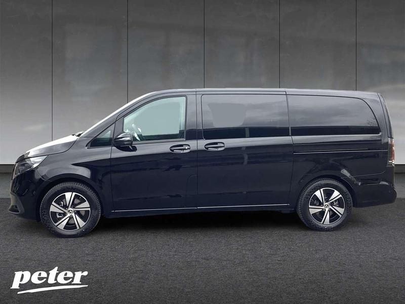 Gebraucht Mercedes EQV300 150 kW (204 PS) 2025 Schwarz Van / Kleinbus