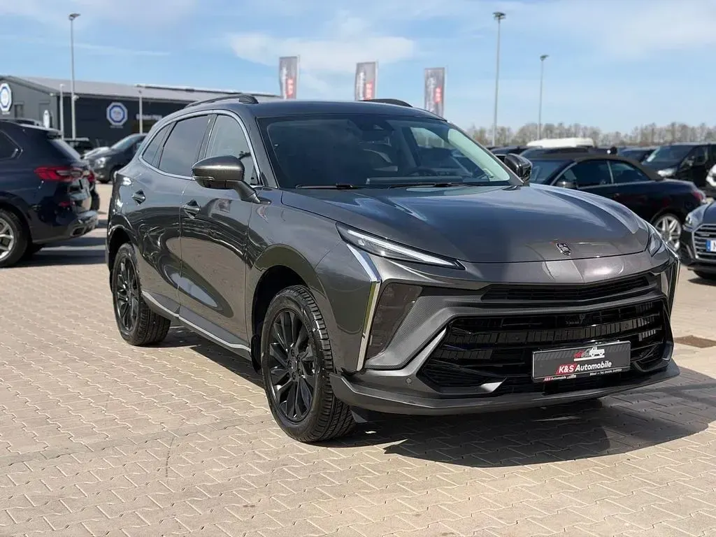 Nouvelle DFSK Forthing 5 177 ch (130 kW) 2026 Gris SUV