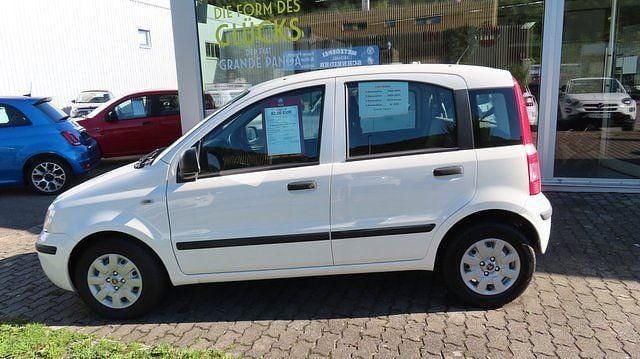 Weiß Gebraucht 2012 Fiat Panda Classica Kleinwagen | 3.250 € (Fairer Preis) - Bild 1/4
