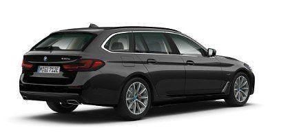 Gebraucht BMW 530e 292 PS (214 kW) 2023 Schwarz Limousine