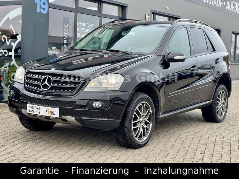Gebraucht Mercedes ML320 224 PS (164 kW) 2008 Schwarz SUV