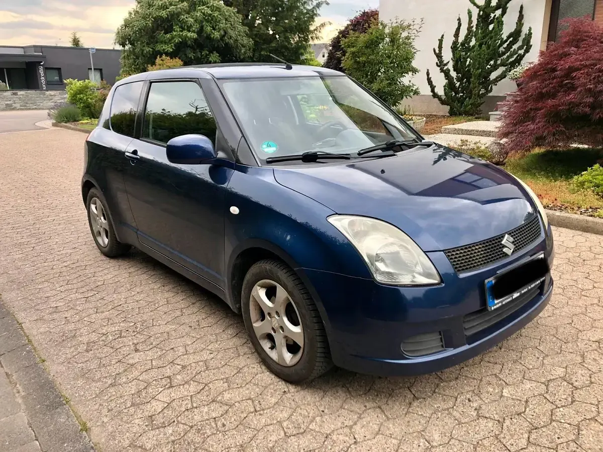 Gebraucht Suzuki Swift 92 PS (67 kW) 2005 Blau Kleinwagen