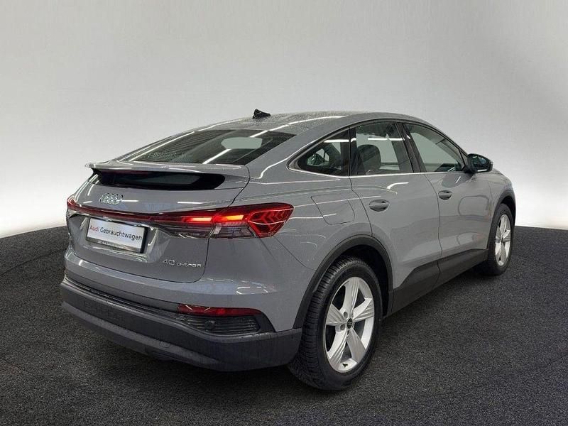 Gebraucht Audi e-tron Sportback 150 kW (204 PS) 2022 C2 kieselgrau SUV