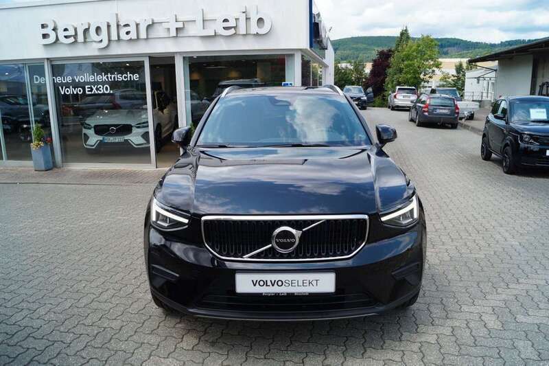 Onyx black Gebraucht 2024 Volvo XC40 SUV | 35.990 € (Guter Preis) - Bild 1/4