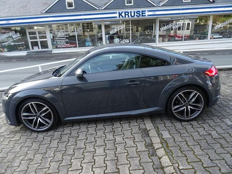 Gebraucht Audi TT Sport 228 PS (167 kW) 2016 Grau Coupé