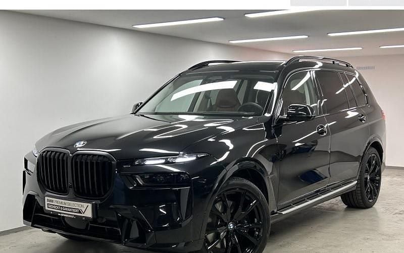 Saphirschwarz Gebraucht 2024 BMW X7 M Sport SUV | 102.450 € - Bild 1/4