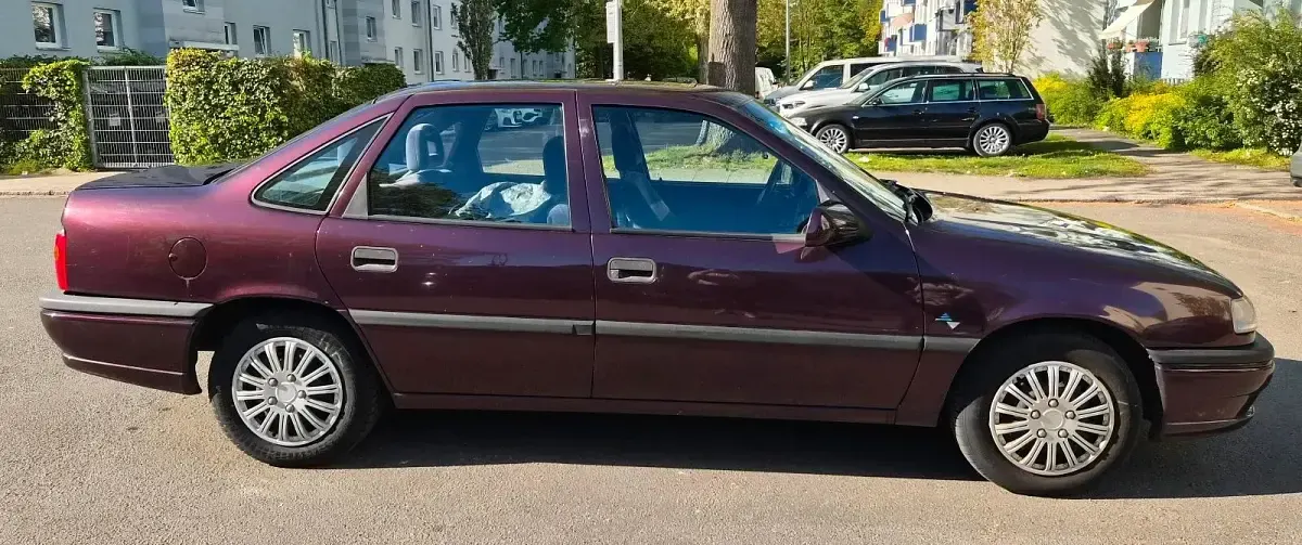 Gebraucht Opel Vectra 71 PS (52 kW) 1995 Rot Limousine
