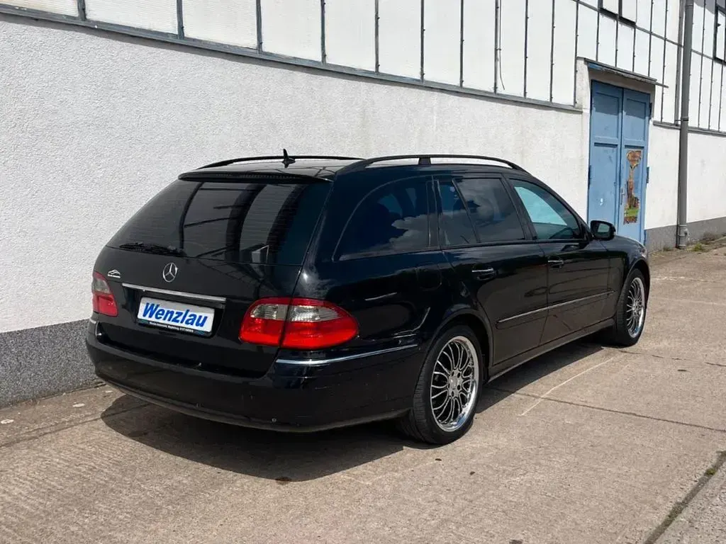 Gebraucht Mercedes E280 231 PS (169 kW) 2006 Schwarz Kombi