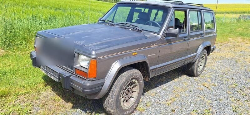 Grau Gebraucht 1989 Jeep Cherokee Limited SUV | 2.000 € - Bild 1/4