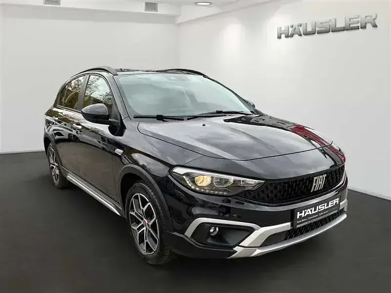 Gebraucht Fiat Tipo 131 PS (96 kW) 2024 Schwarz